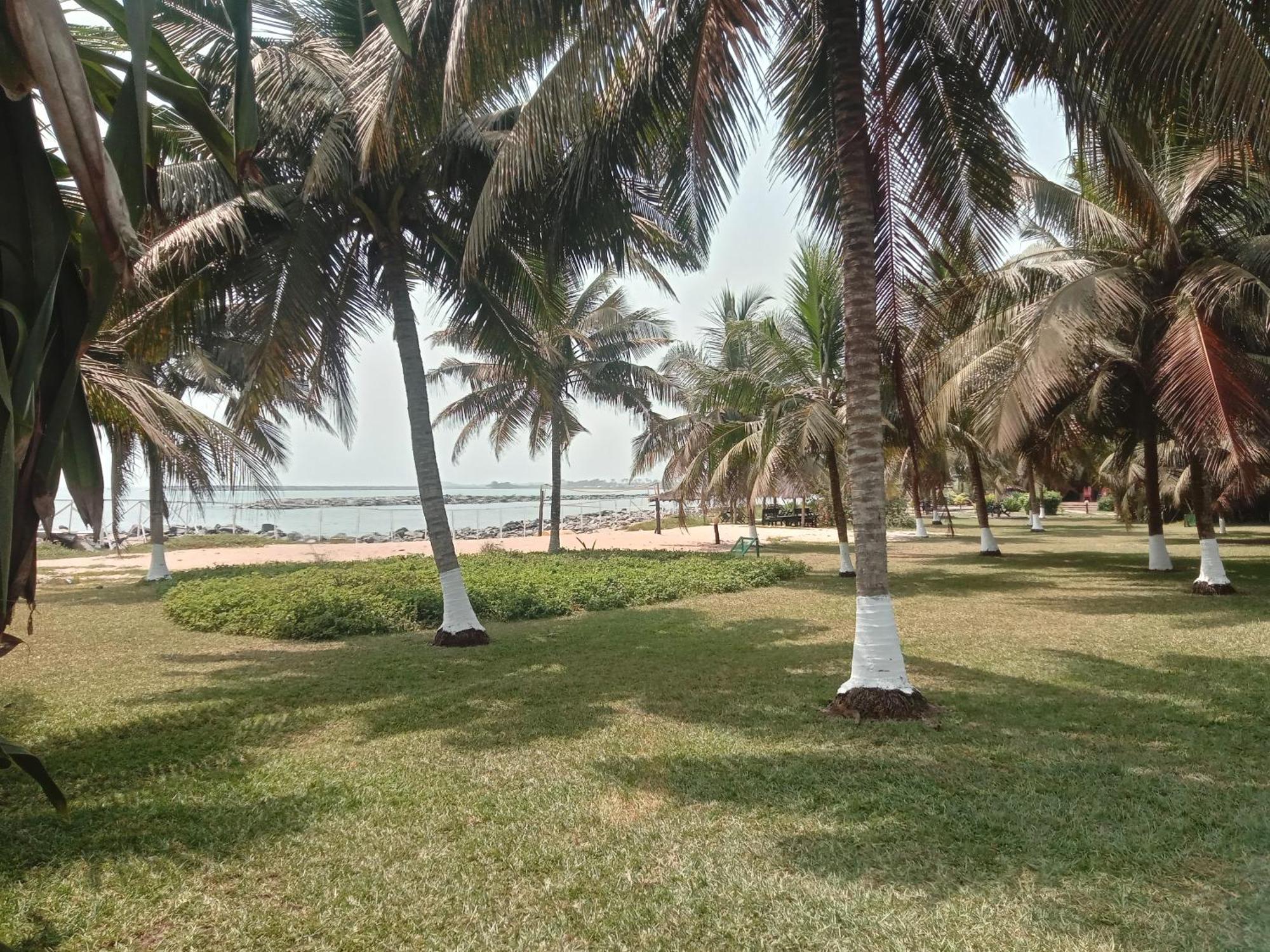 Casablanca Beach Resort Sekondi-Takoradi Exterior photo