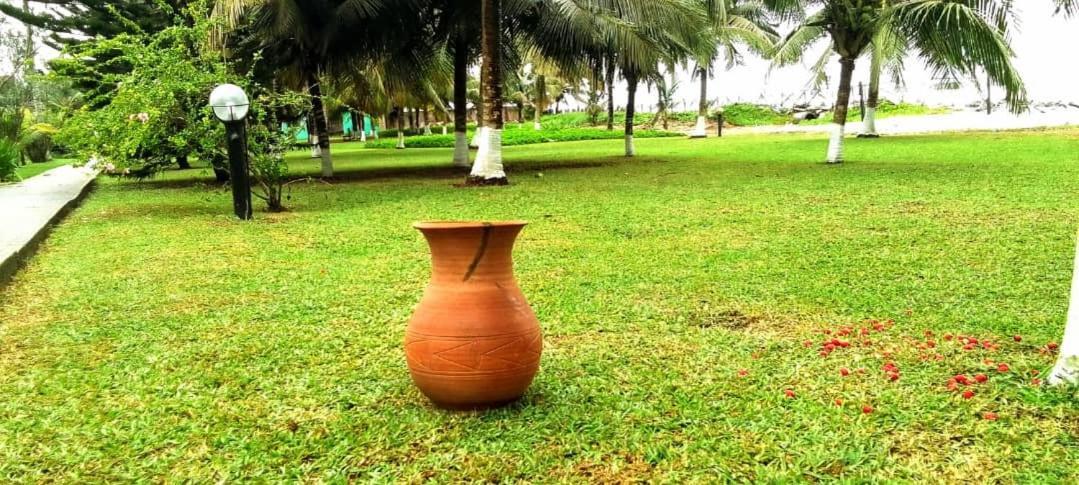 Casablanca Beach Resort Sekondi-Takoradi Exterior photo